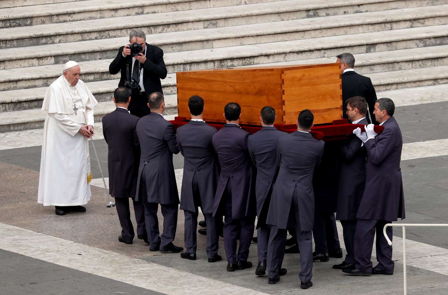 Francisco presidió el funeral del pontífice emérito.