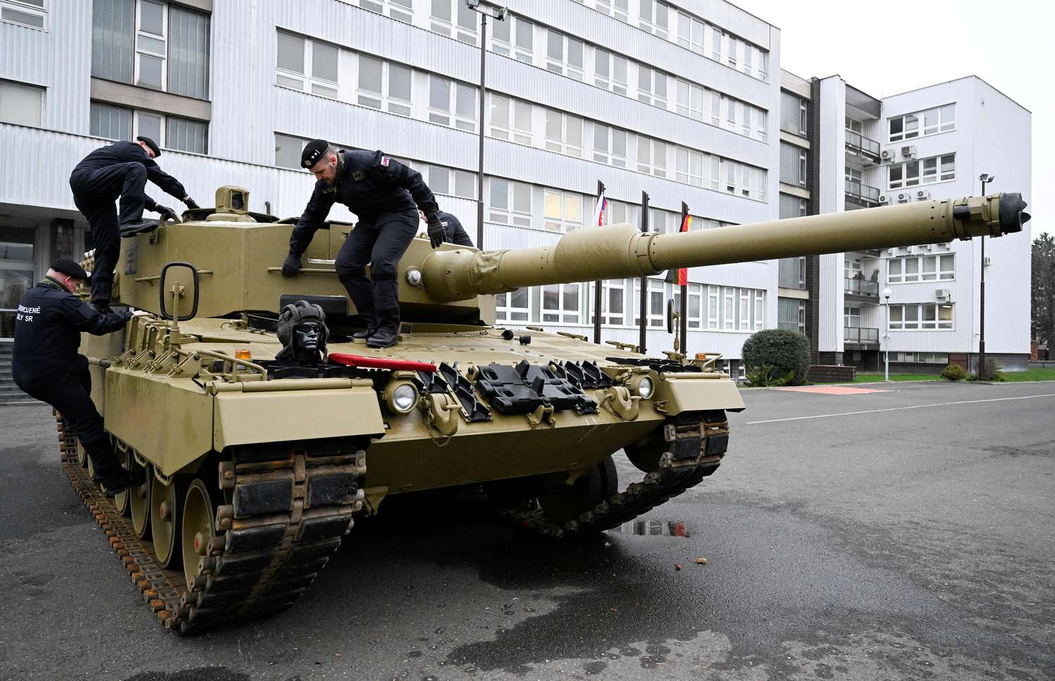 Alemania aprobó el envío de tanques Leopard a Ucrania.