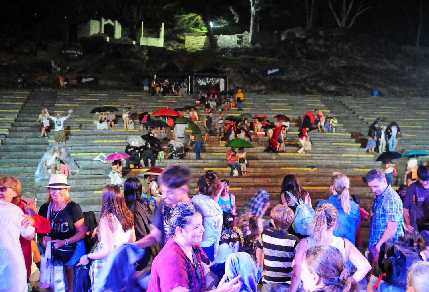 La lluvia truncó la noche de cierre del Festival de la Sierra, que no se reprogramará