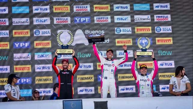 El campeón Pernía se impone en la fecha inaugural del TC2000 en el autódromo Gálvez