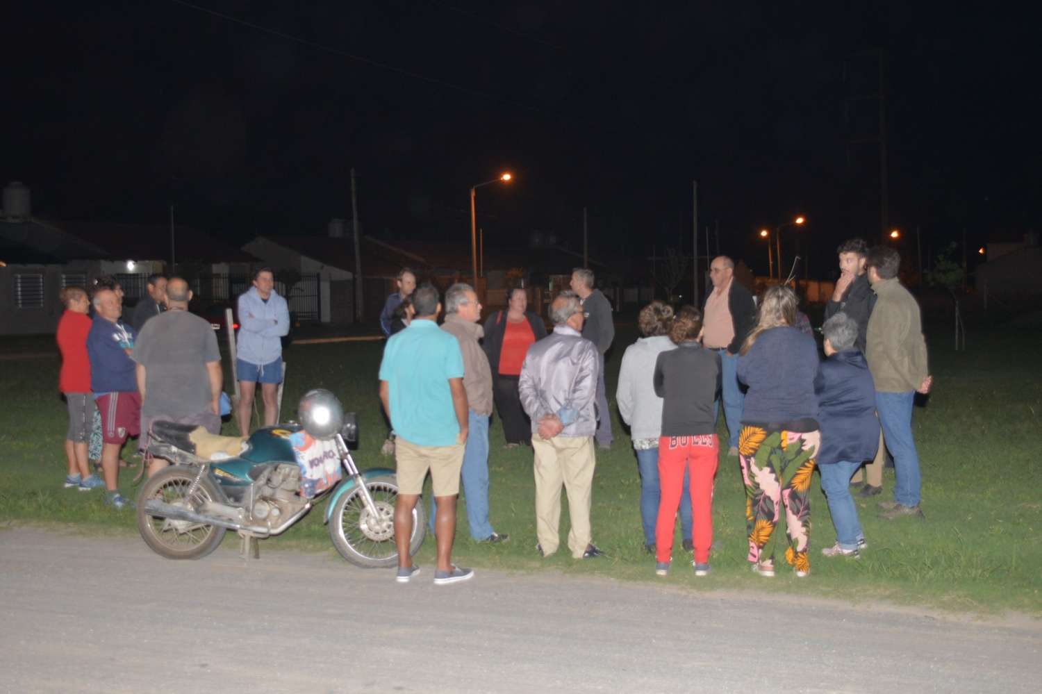 Vecinos del barrio Canadá se reunieron para exigir soluciones a los múltiples hechos de inseguridad