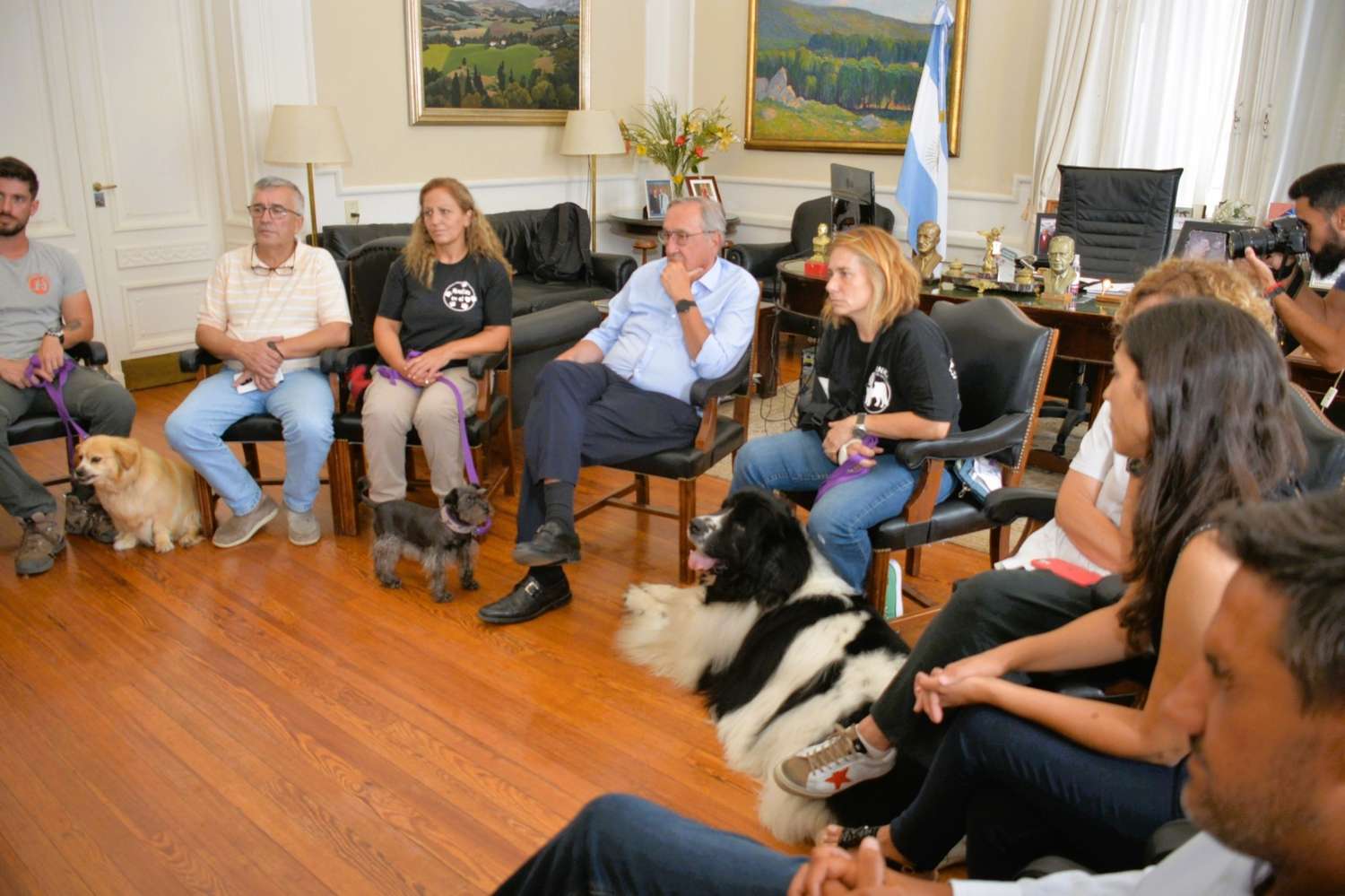 El Hospital de Niños se abre a la terapia asistida con perros para pacientes internados