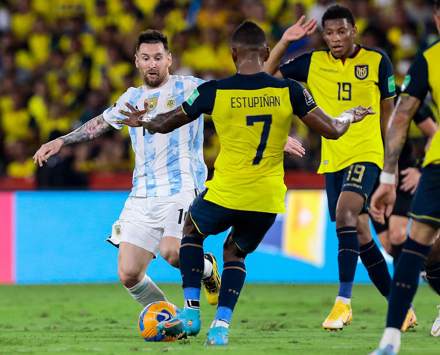 Argentina, otra vez local de Ecuador en el debut