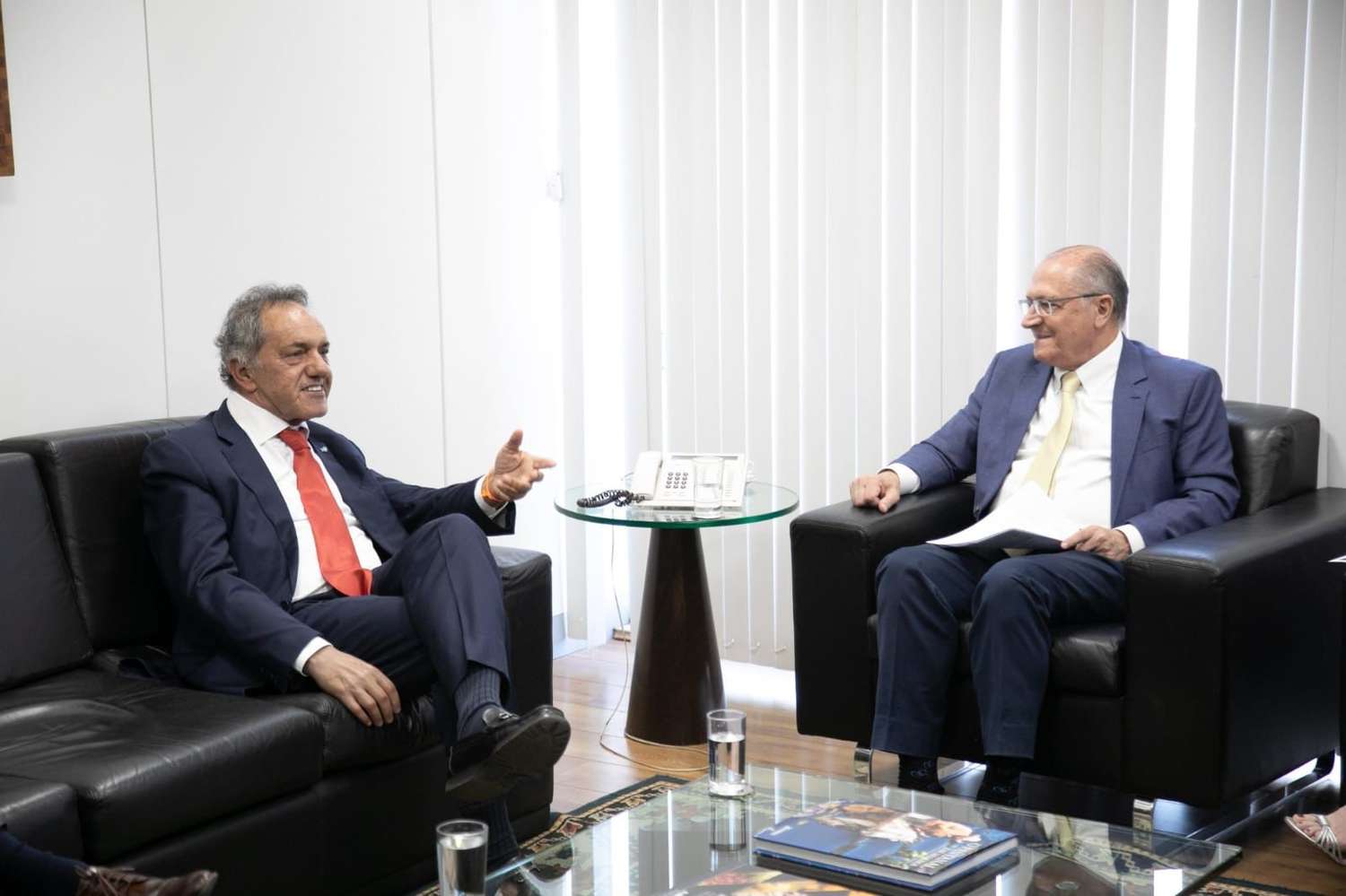 Scioli junto al vicepresidente de Brasil, Geraldo Alckmin