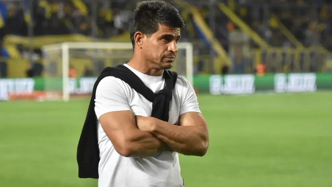 Ibarra no encuentra el funcionamiento que Boca necesita.