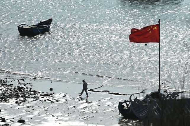 China simuló ataques contra objetivos clave en Taiwán en el segundo día de maniobras