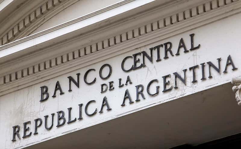 Argentina paga por segunda vez en la semana al FMI sin tocar los dólares de las reservas del BCRA