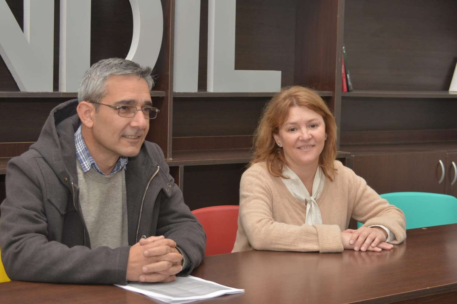 Alejo Alguacil y Micaela Saconi, durante la conferencia de prensa en la que brindaron detalles sobre el Fondo Cultural del Bicentenario.