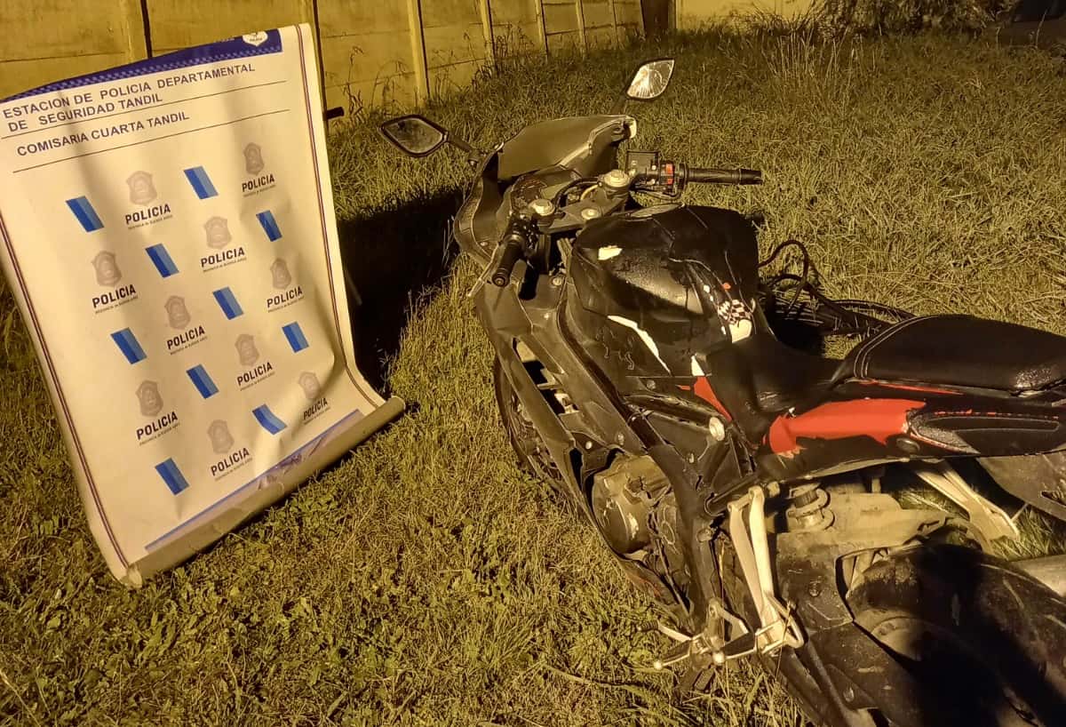 La moto fue recogida y quedó en la Comisaría.
