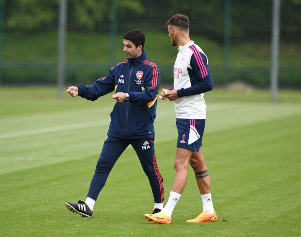 Arsenal se juega sus últimas chances de título