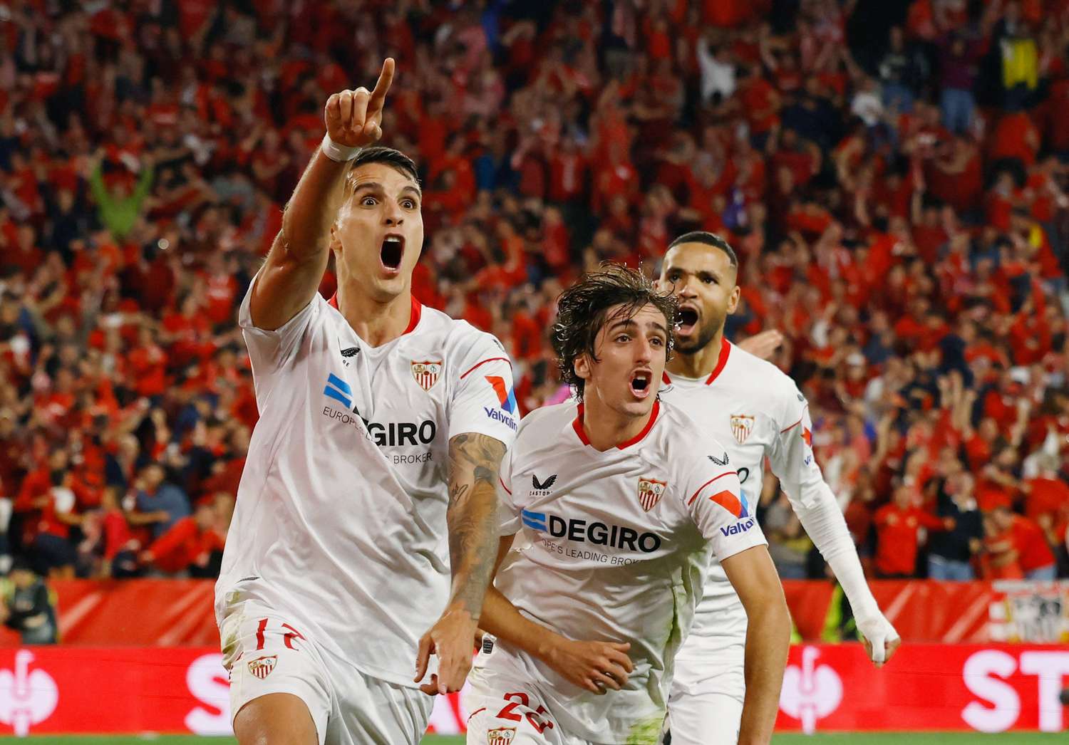 Sevilla pasó a la final con un gol de Lamela