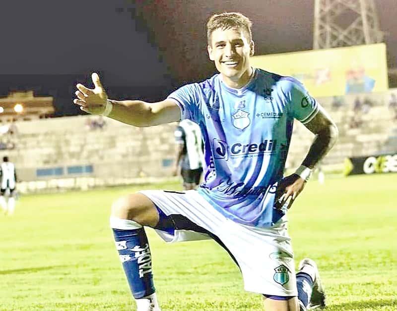Callejo marcha al frente entre los goleadores del ascenso ecuatoriano