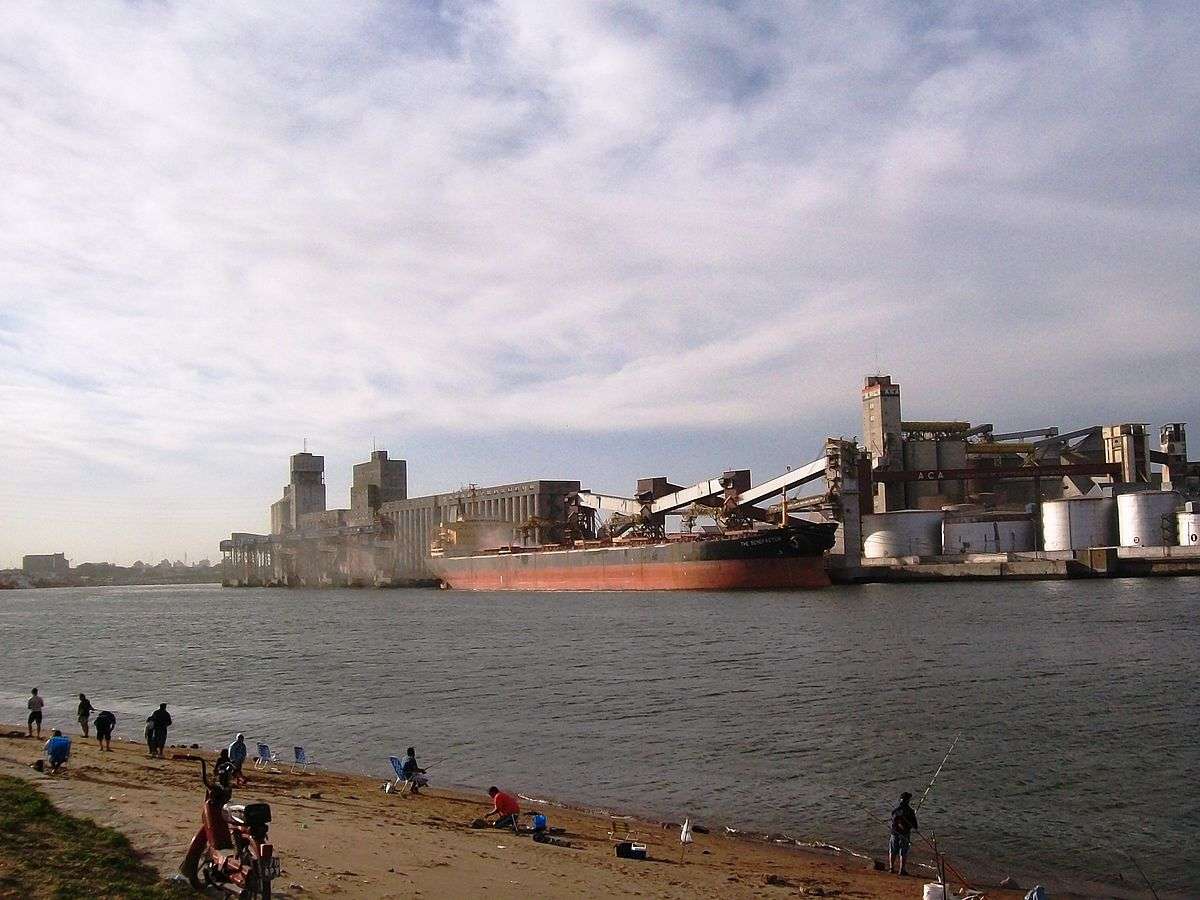 Por el puerto de Quequén se exportaron más de 2,3 millones de toneladas de granos