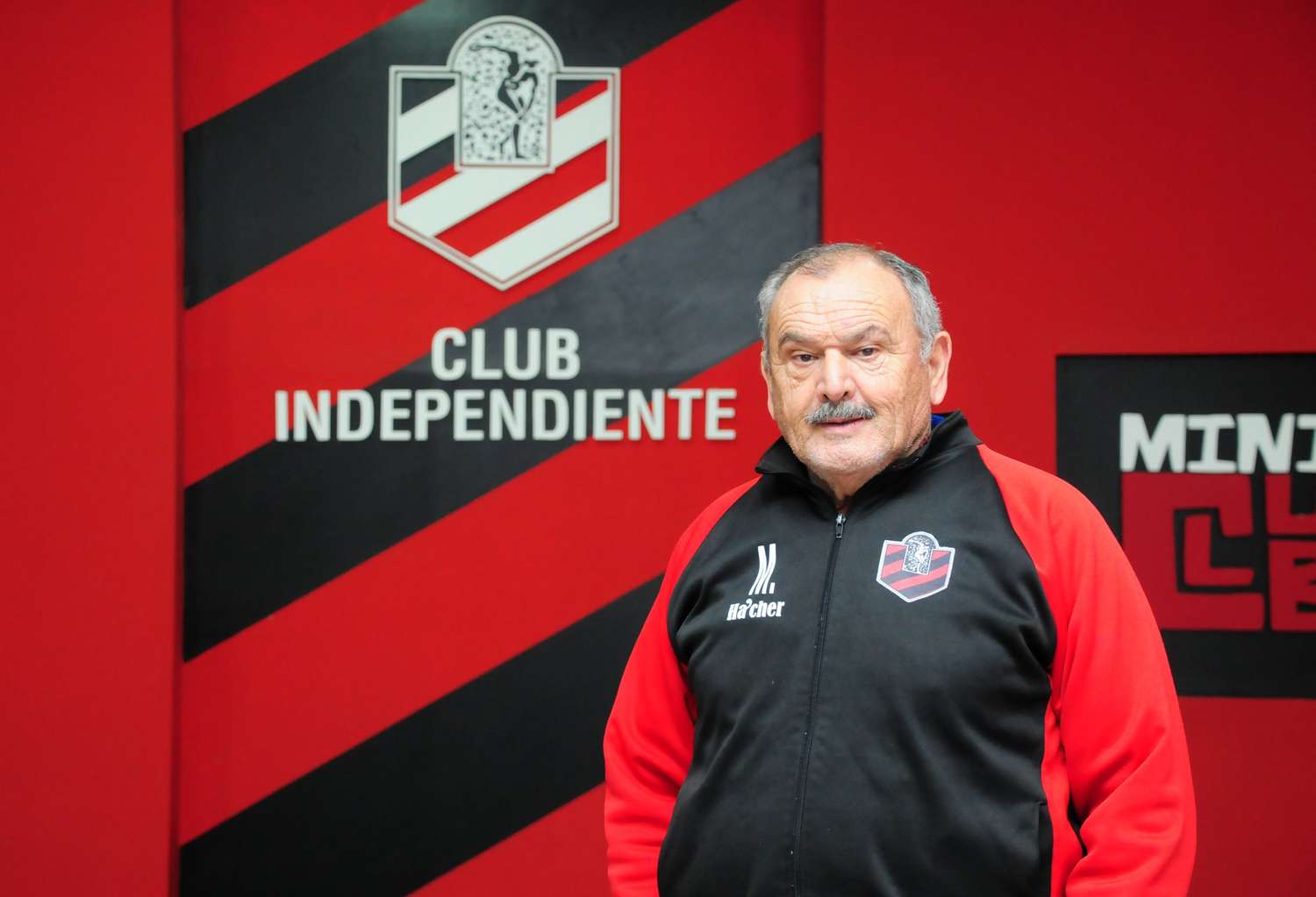 Larrocea e Independiente, un vínculo de más de cuarenta años.