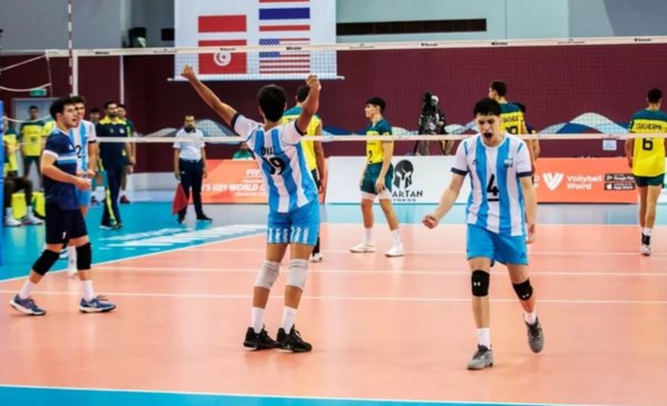 El festejo final de los chicos argentinos.