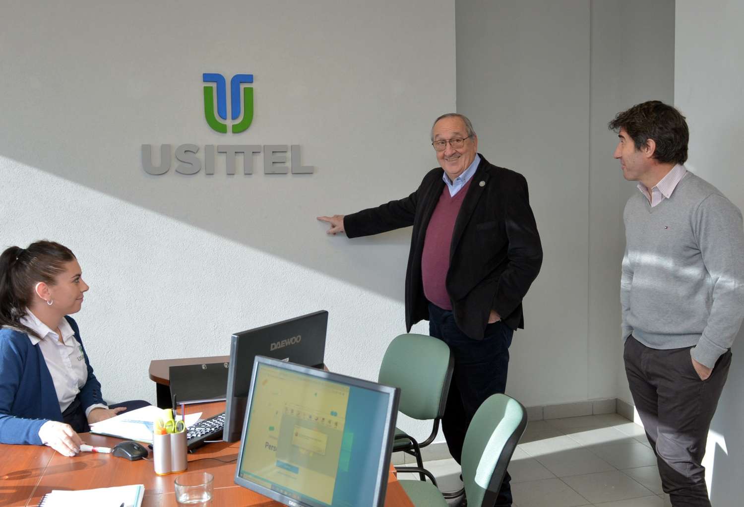 Lunghi y Civale inauguraron las oficinas de Usittel.