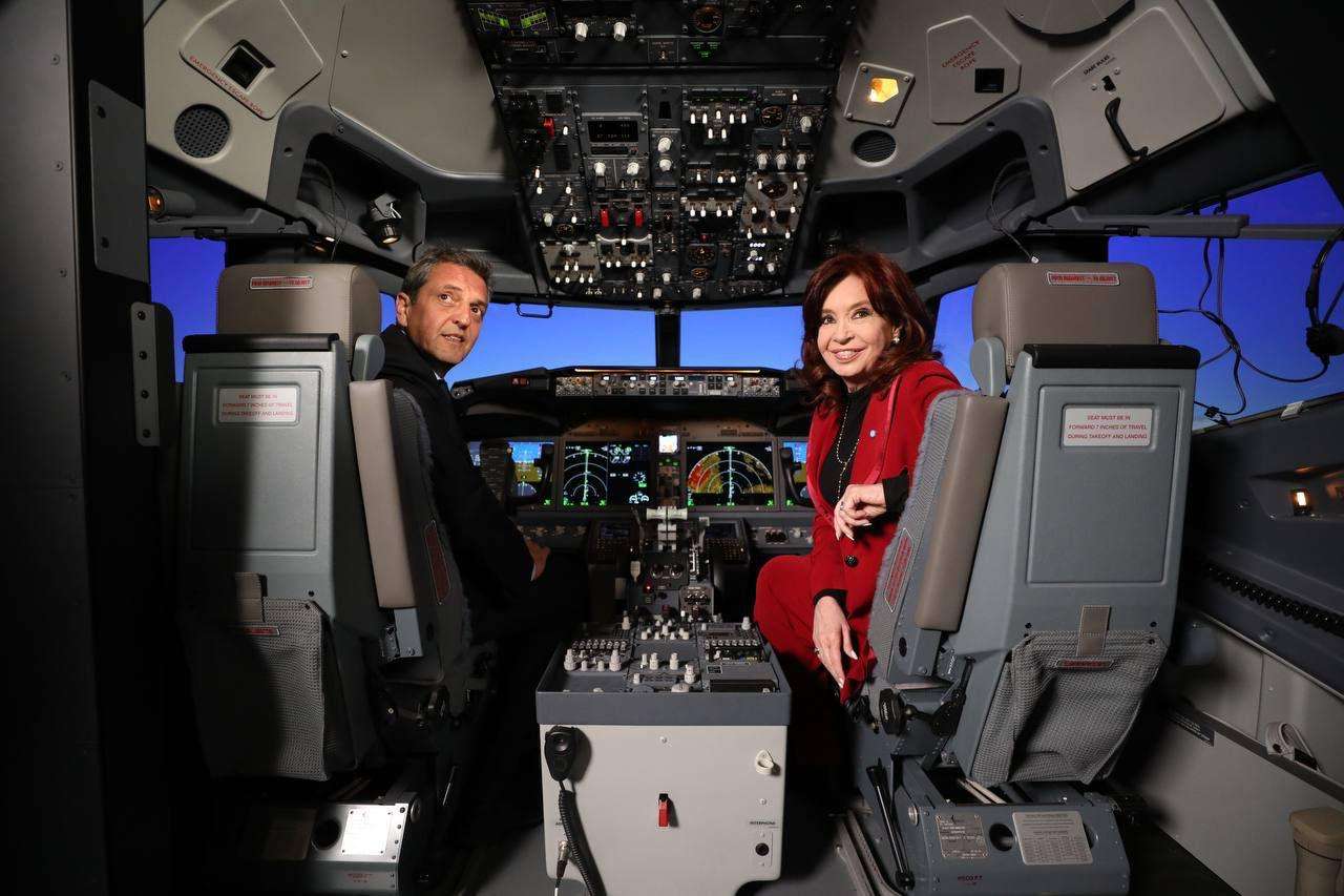 Cristina Kirchner y Massa compartieron un nuevo acto y defendieron a Aerolíneas y el rol del Estado