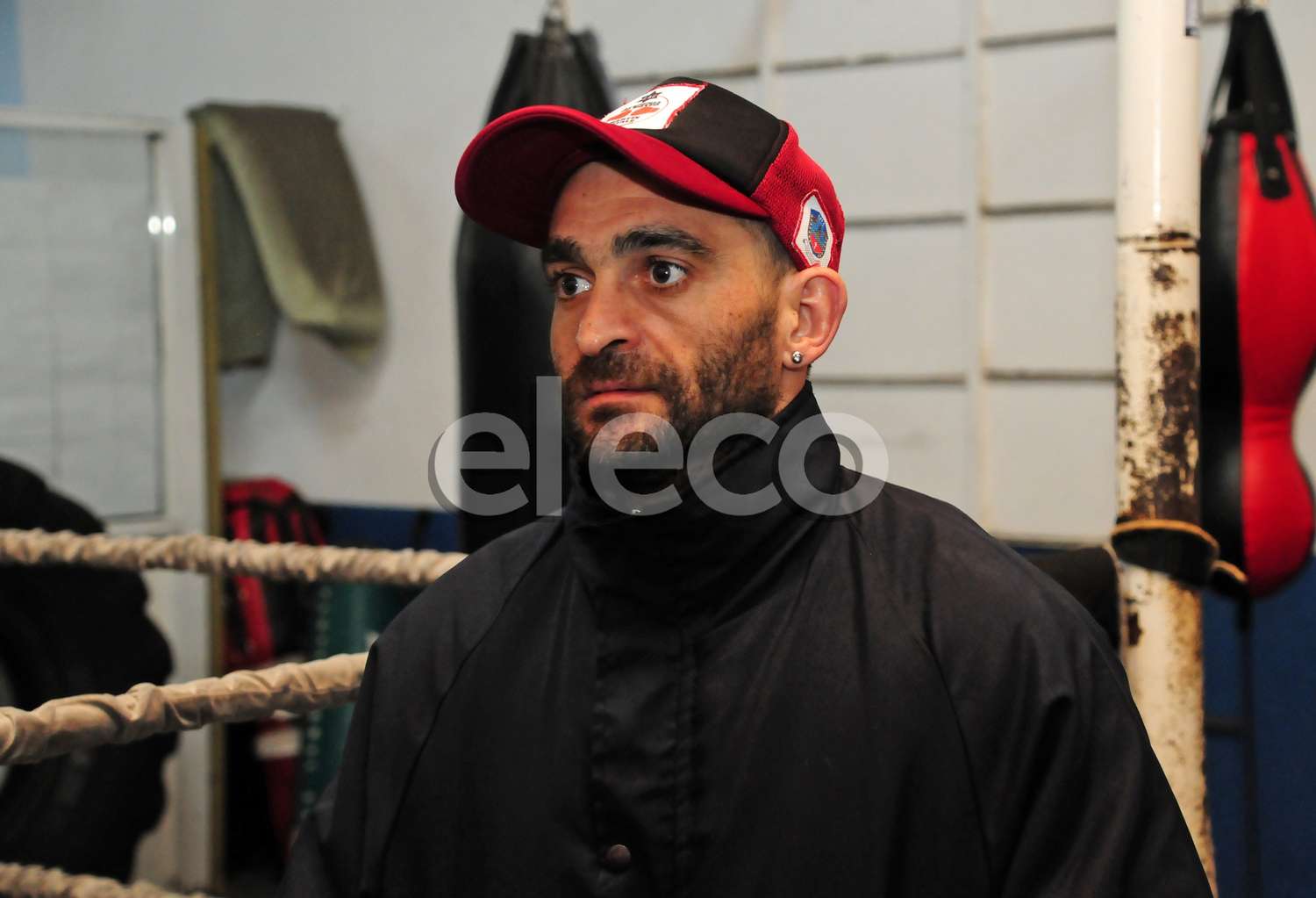Matías Rueda se prepara con miras a la pelea en Emiratos Árabes Unidos.