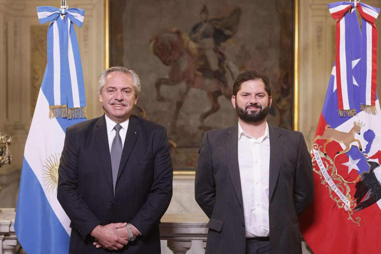 Alberto Fernández junto a su par de Chile, Gabriel Boric.
