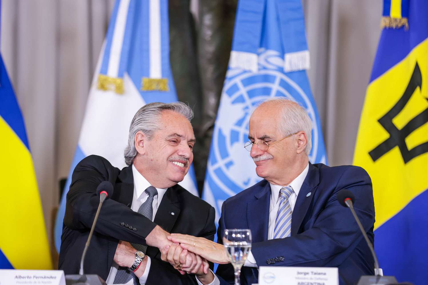 Alberto Fernández y el ministro Jorge Taiana.