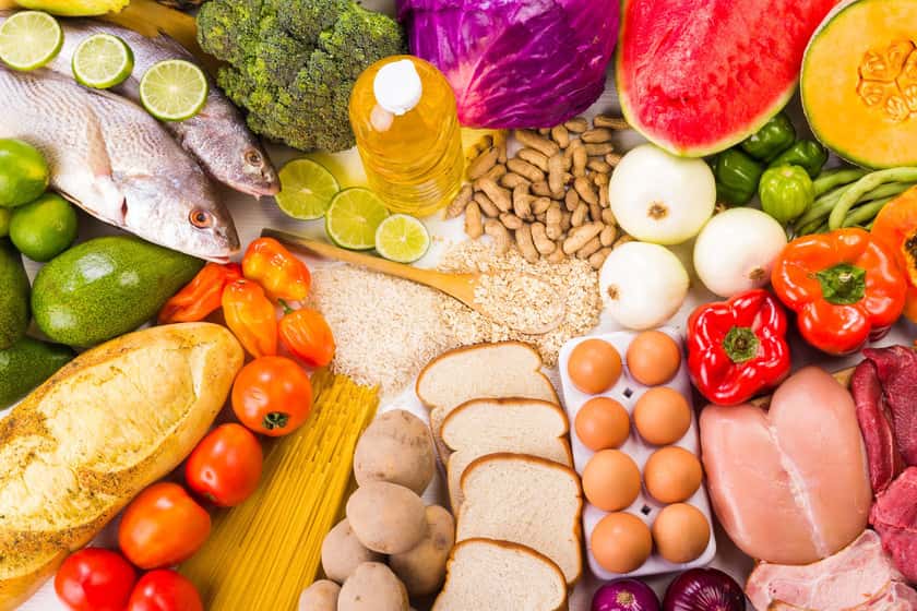 Una mayor ingesta de vegetales, avena y carnes magras disminuye el colesterol que afecta al corazón