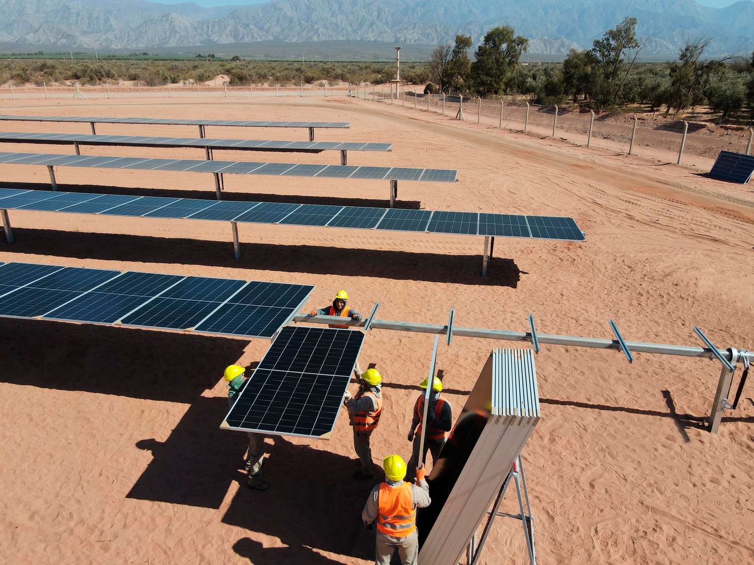 Dow firmó un nuevo acuerdo estratégico de energía solar con MSU Green Energy