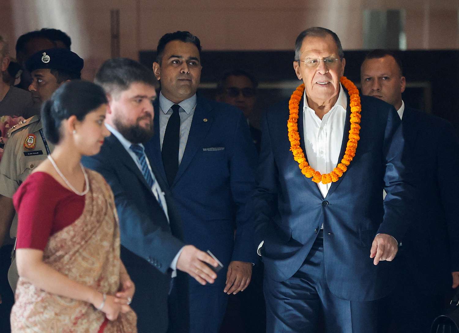 El ministro de Asuntos Exteriores ruso, Sergey Lavrov, al llegar a un hotel antes de la Cumbre del G20 en Nueva Delhi.