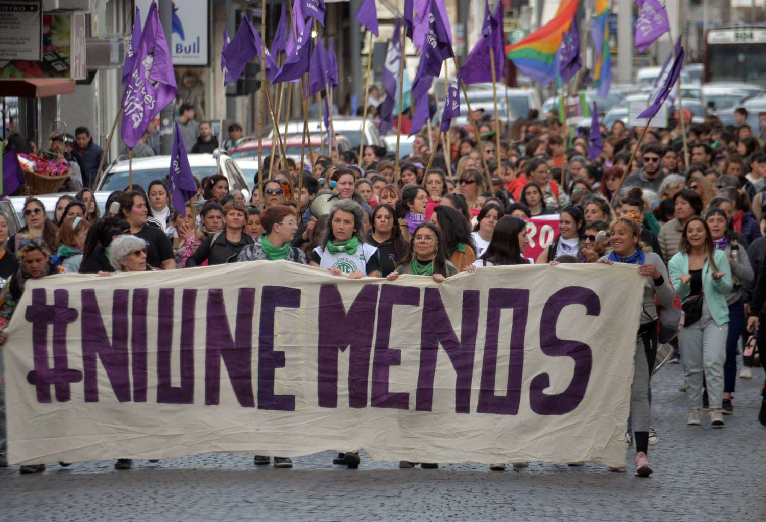 28S: El colectivo feminista copó las calles de la ciudad