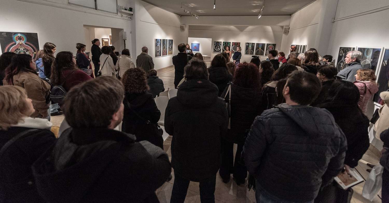 Días pasados, con una concurrida y cálida presencia de visitantes y los artistas expositores se llevó a cabo la apertura de salas.
