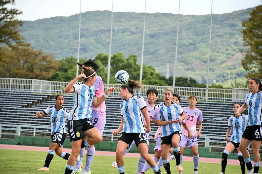 Argentina y Núñez se van de Japón con mejor imagen