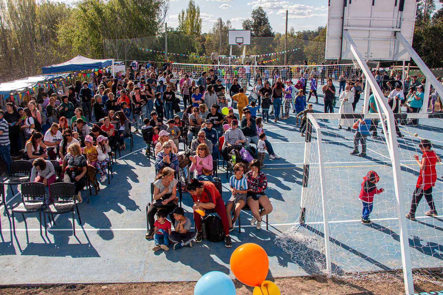 El Movimiento Evita inauguró un playón deportivo en Los Charitos