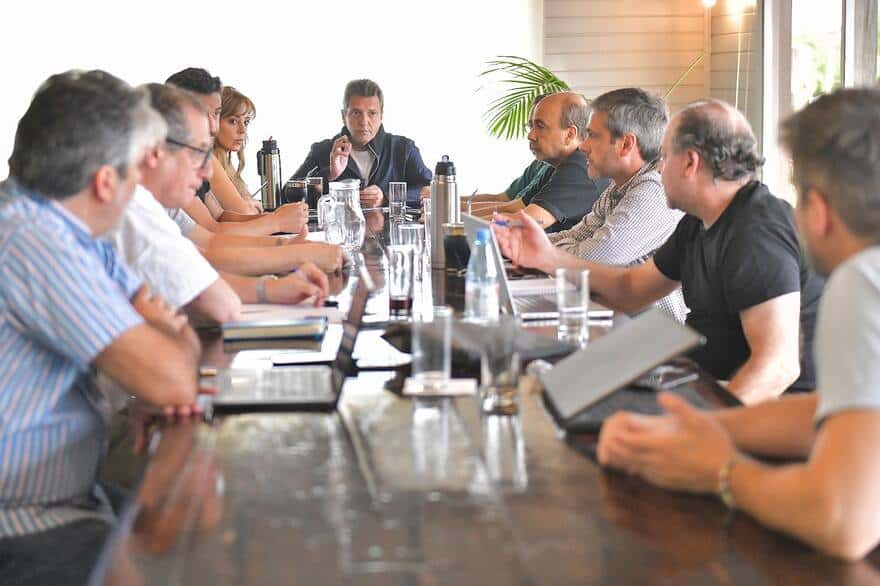 El ministro puso a disposición del presidente Alberto Fernández el equipo de transición de economía