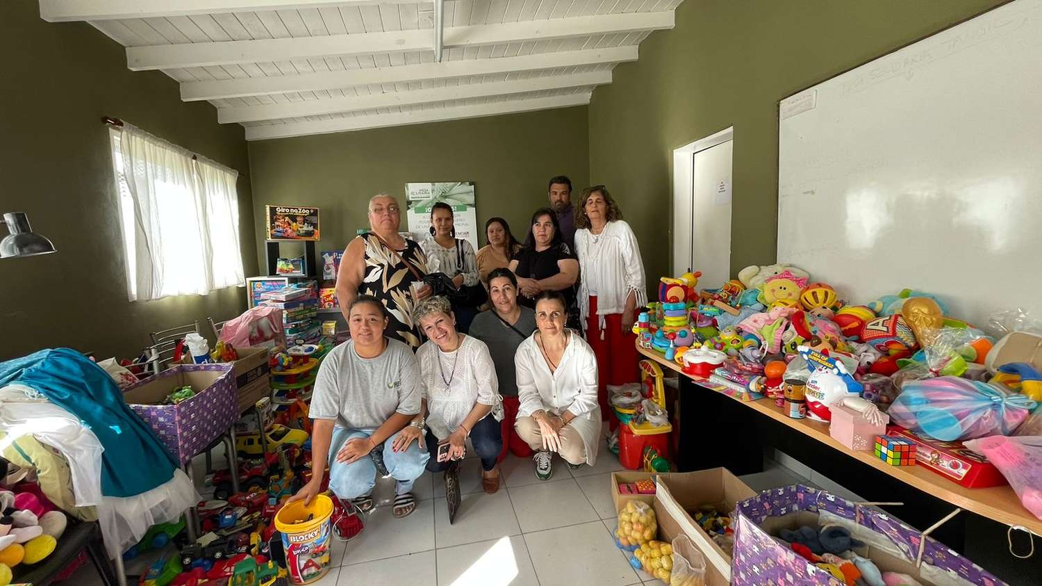 Recibieron los juguetes de la campaña “Tandil Solidario Abriga Fiestas”