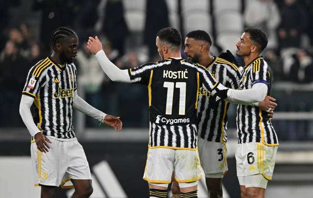 Juventus barrió a Frosinone y se metió en semifinales