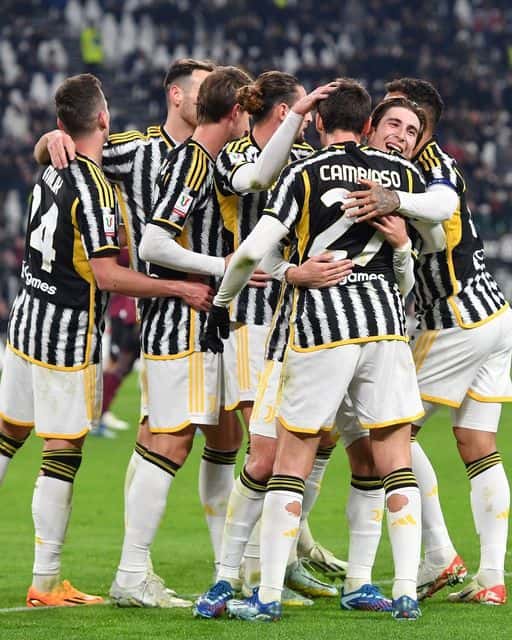 Juventus, a cuartos con media docena de goles