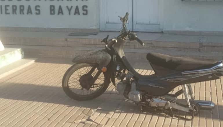 Recuperaron en Sierras Bayas una moto robada en Tandil. (Foto: Infoeme)
