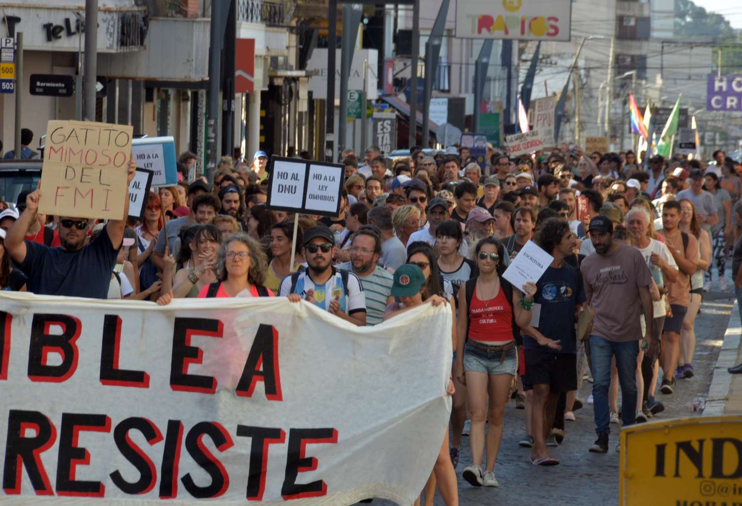 El ruido de las cacerolas volvió a sentirse en Tandil