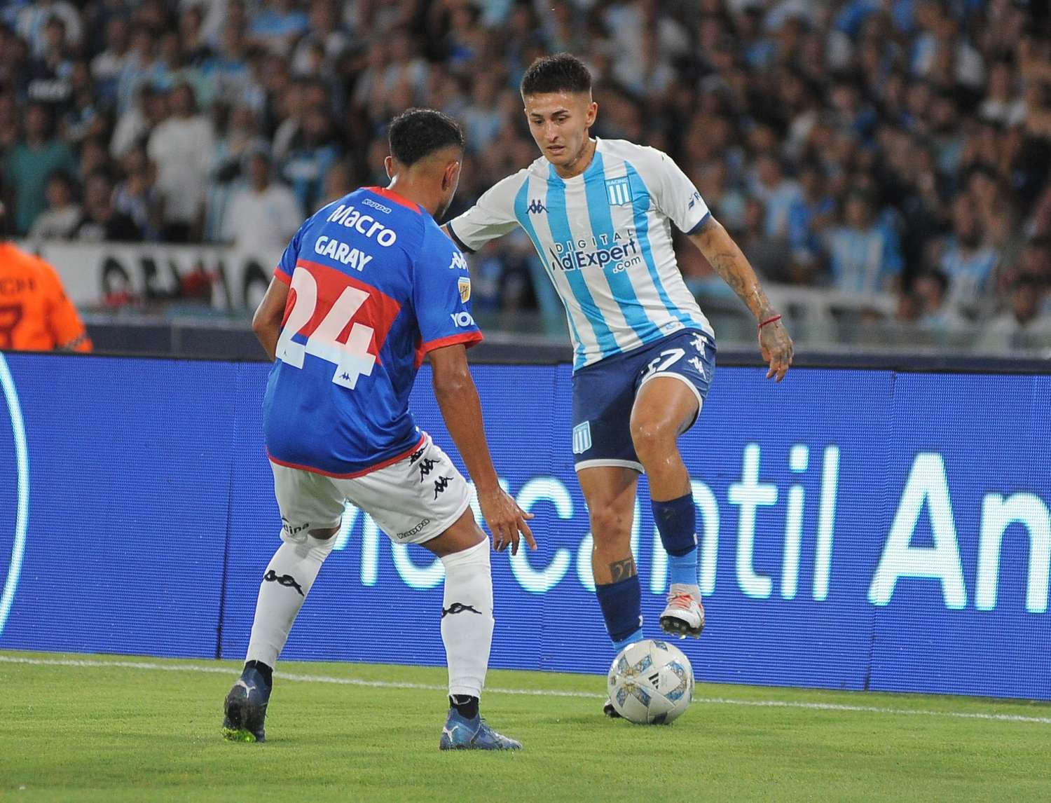 Racing cambió su imagen y no dejó dudas frente a Tigre