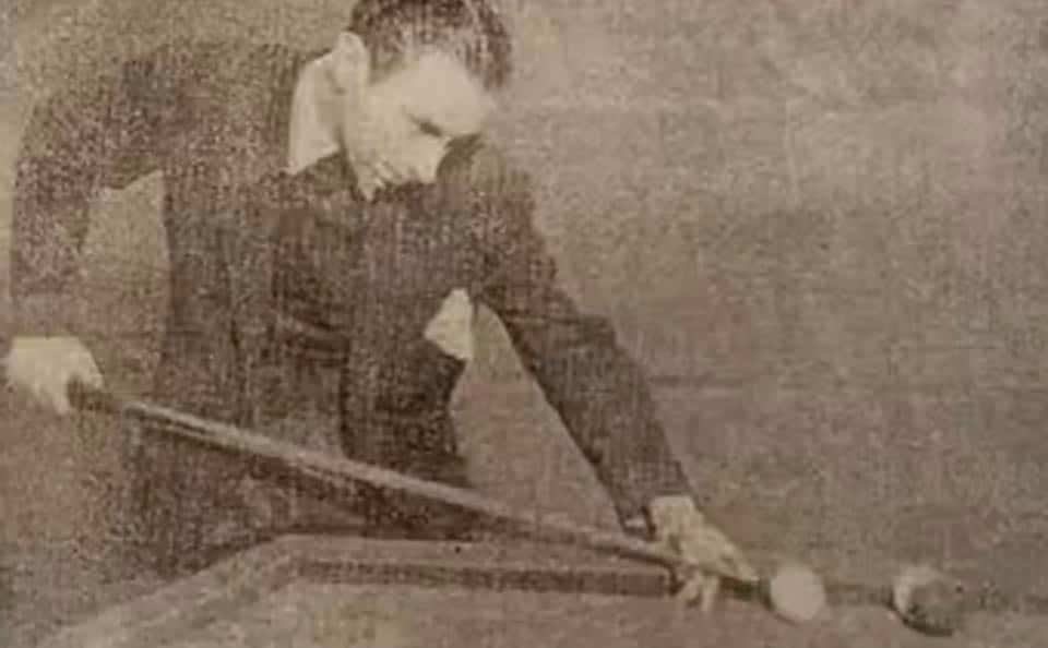 Emilio "Didi" Romeo, el tandilense que jugó 66 horas seguidas al billar en 1952 y logró un récord mundial