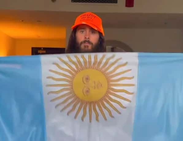 Jared Leto expresa su amor por Argentina y sorprende con "truco de magia"