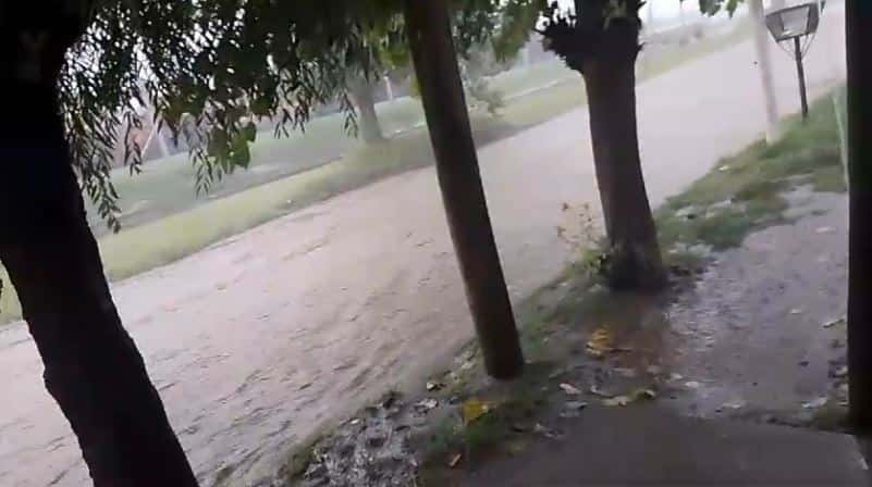 Varias calles de la ciudad se inundaron.