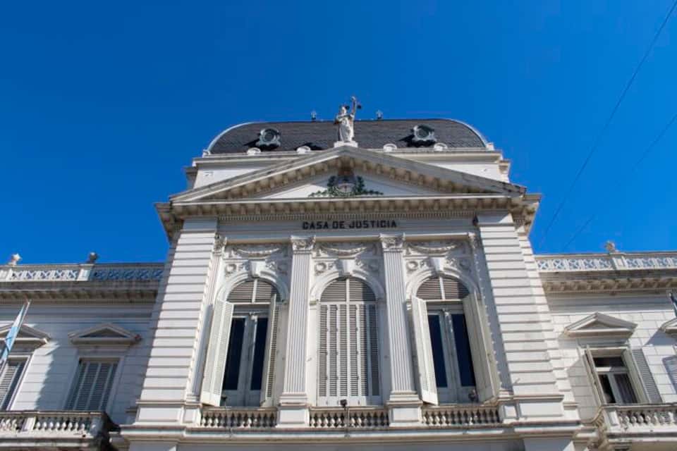 Se promulgaron leyes que crean juzgados y salas judiciales en distritos bonaerenses