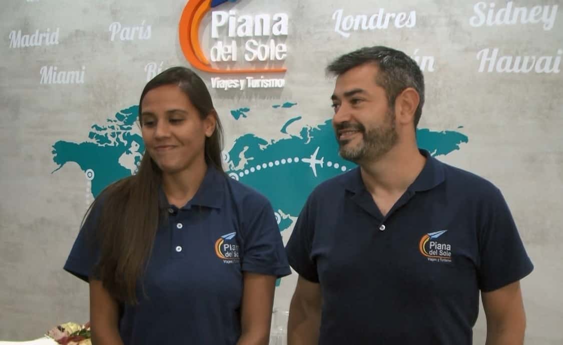 Nadia Mendoza y Óscar Vidovi presentaron a Piana del Sole, la nueva agencia de turismo que ya está en Tandil.