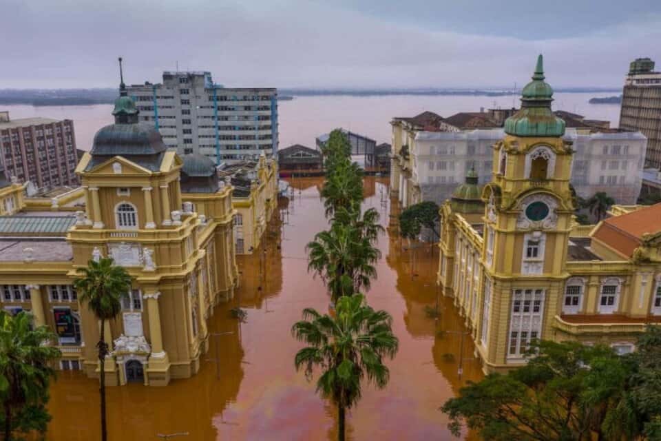 Por las inundaciones, se construyen en Brasil “ciudades tiendas de campaña”