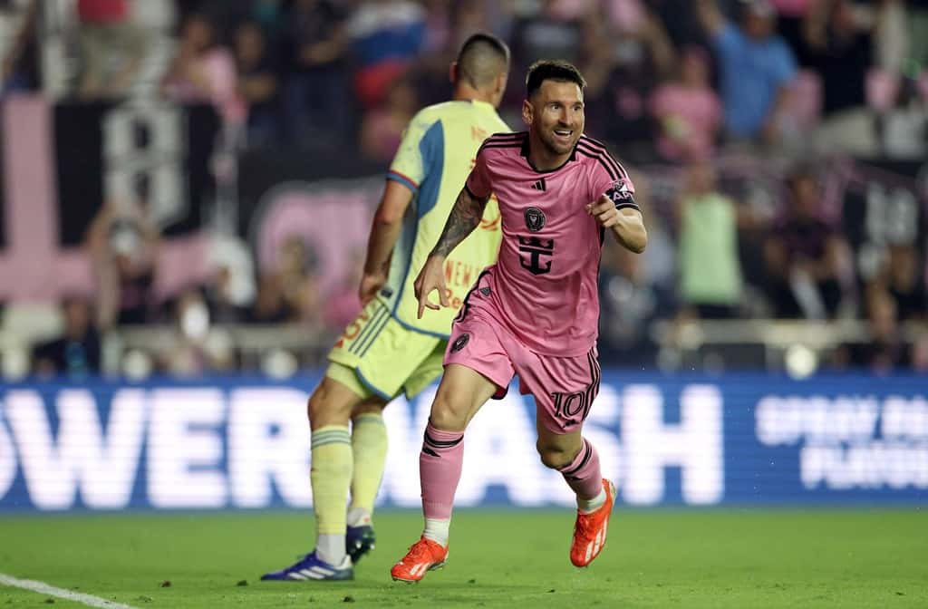 Messi celebra su gol en el 6-2 sobre New York Red Bull.