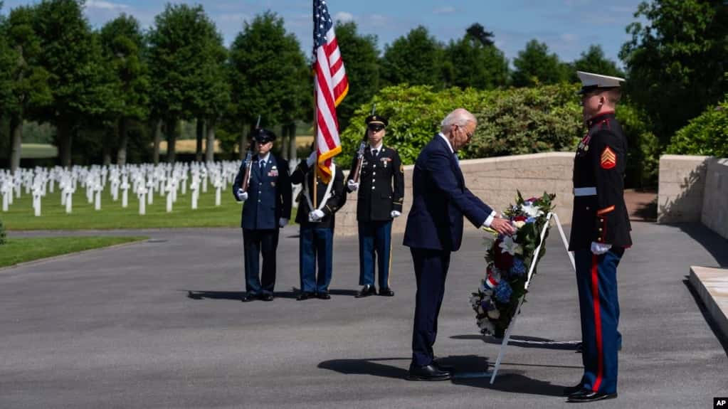 Biden cerró viaje a Francia con una visita a cementerio estadounidense