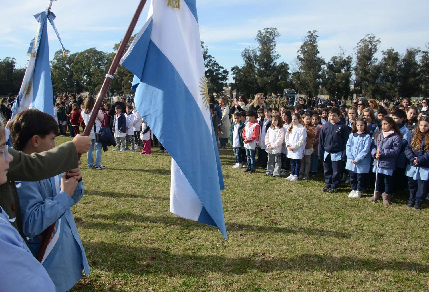 20 de junio en Tandil: “esta bandera ha unido y ha integrado argentinos de todas las generaciones”