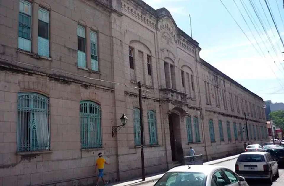 Echaron a una docente en Salta acusada de maltratar a sus alumnos de 4 años