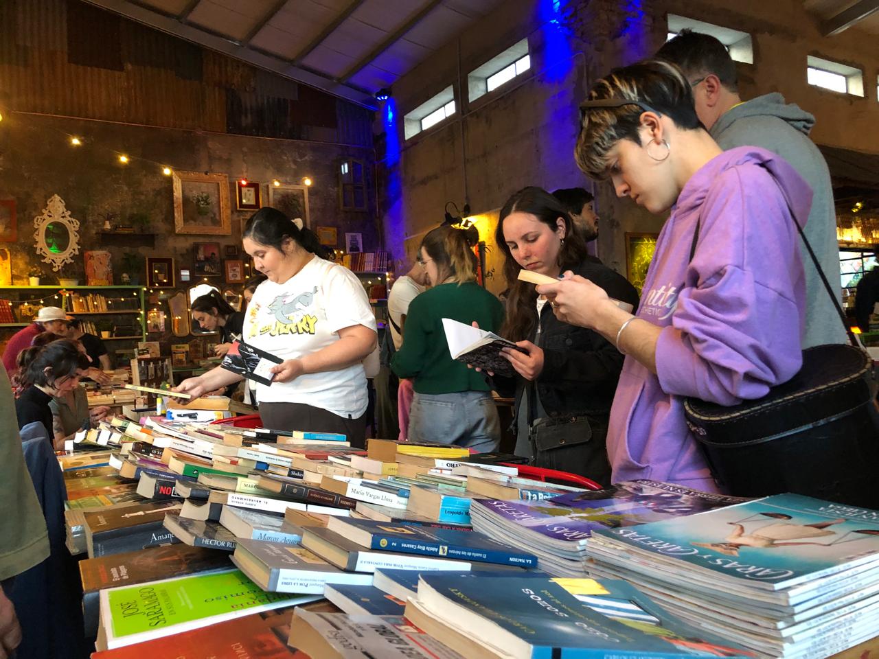 El Barrio de La Estación recibió a la 3era Fiesta del Libro Usado, Vinilo y Arte Gráfico