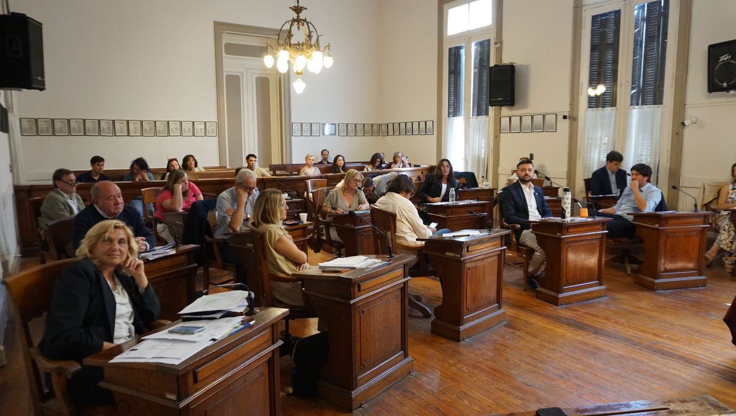 Con el Oído Agudo